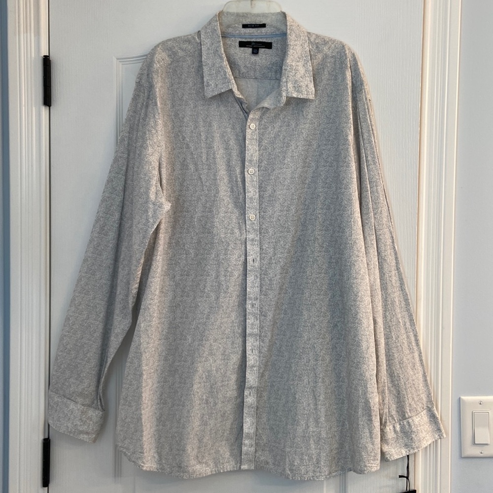 NWT Marc Anthony brand Button Up Shirt